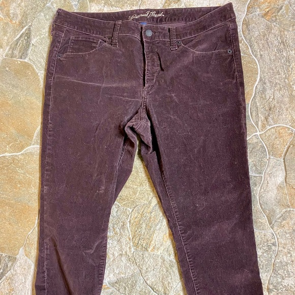 Universal Thread Denim - Universal Threads size 14/32 burgundy corduroy jeans .